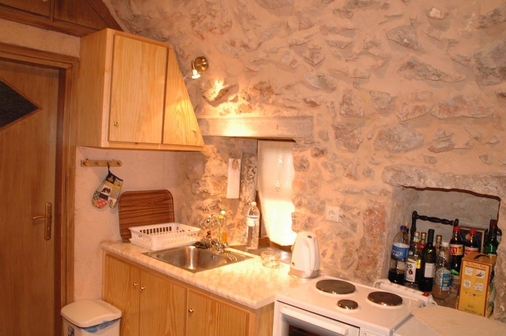 Stoneapartments, Γ Κωσταλοσ Και Σια Οε Avgonima エクステリア 写真