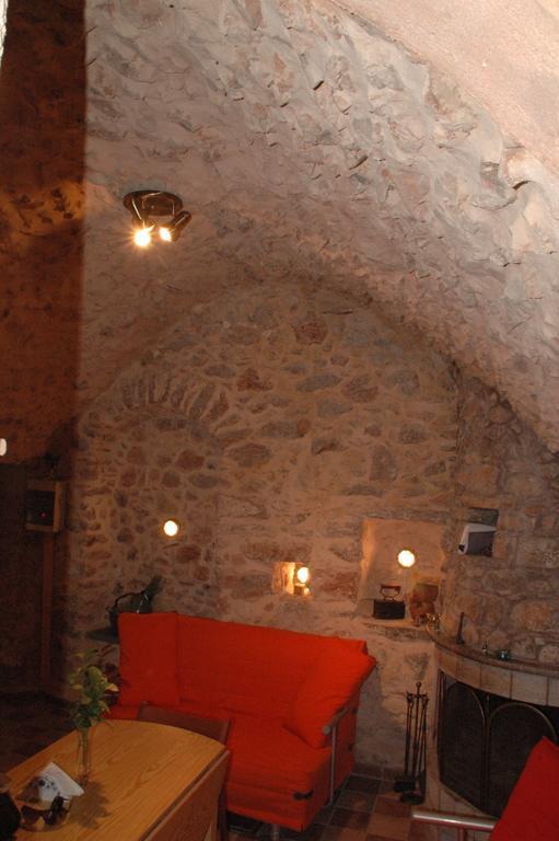 Stoneapartments, Γ Κωσταλοσ Και Σια Οε Avgonima エクステリア 写真