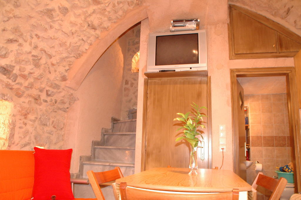 Stoneapartments, Γ Κωσταλοσ Και Σια Οε Avgonima エクステリア 写真