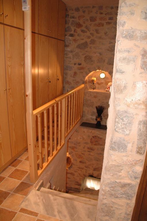 Stoneapartments, Γ Κωσταλοσ Και Σια Οε Avgonima エクステリア 写真