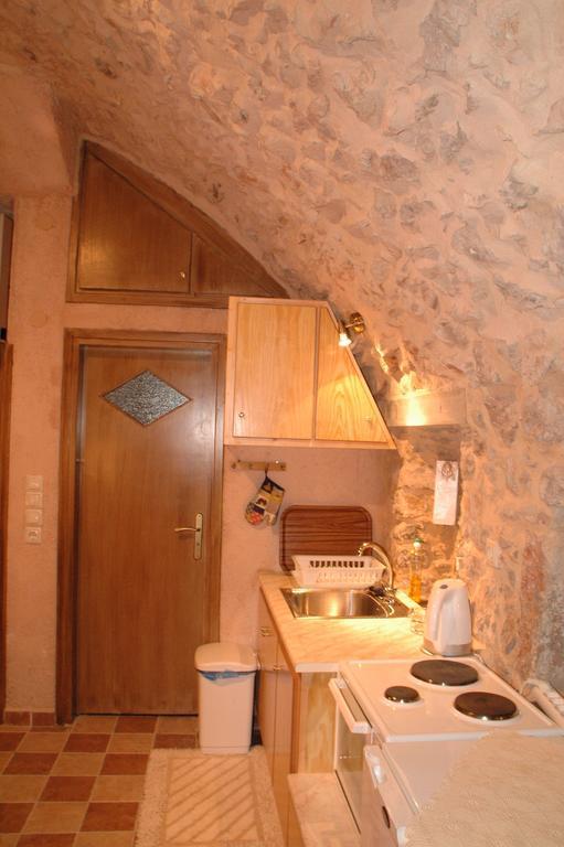 Stoneapartments, Γ Κωσταλοσ Και Σια Οε Avgonima エクステリア 写真